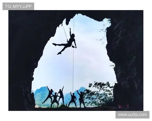 从力学与身体协调角度解析现代攀岩技术的关键要素与应用策略