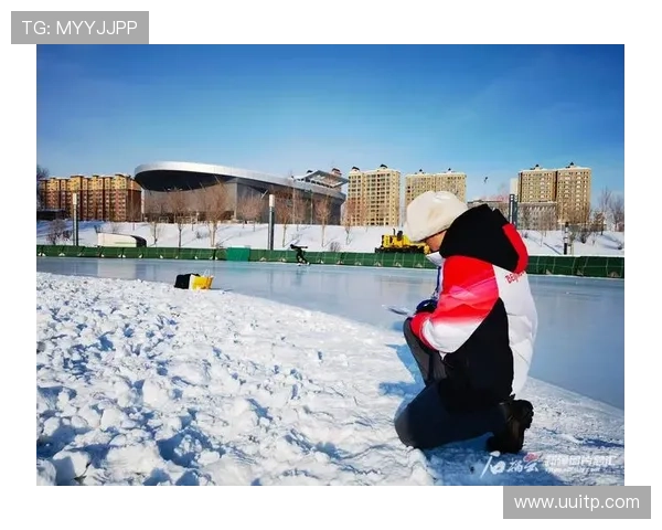 深入解析冰球比赛规则与裁判判罚机制及运动员竞技策略探讨